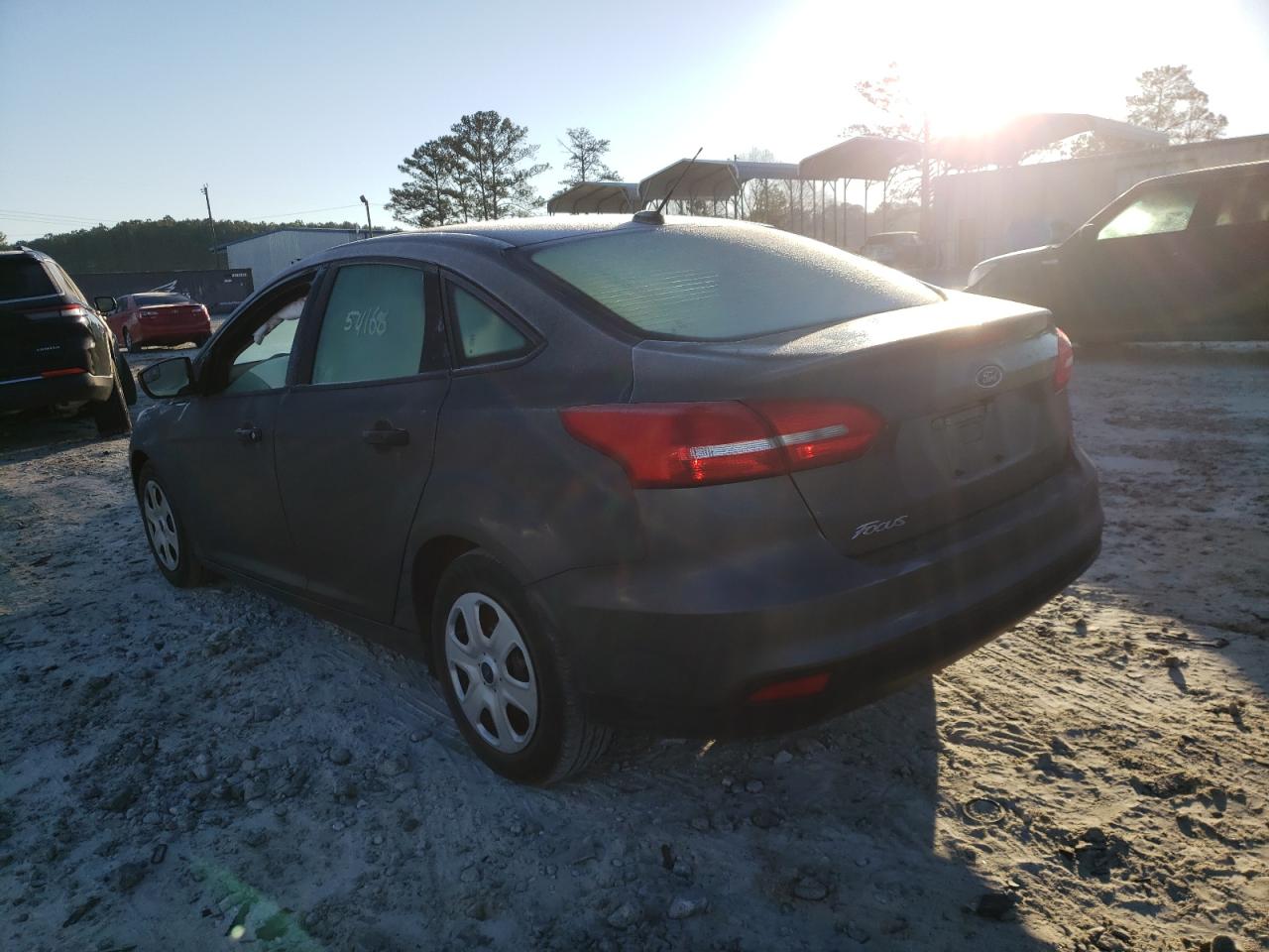 Zdjęcie 3 z aukcji – 2018 FORD FOCUS S z VIN 1FADP3E23JL243624