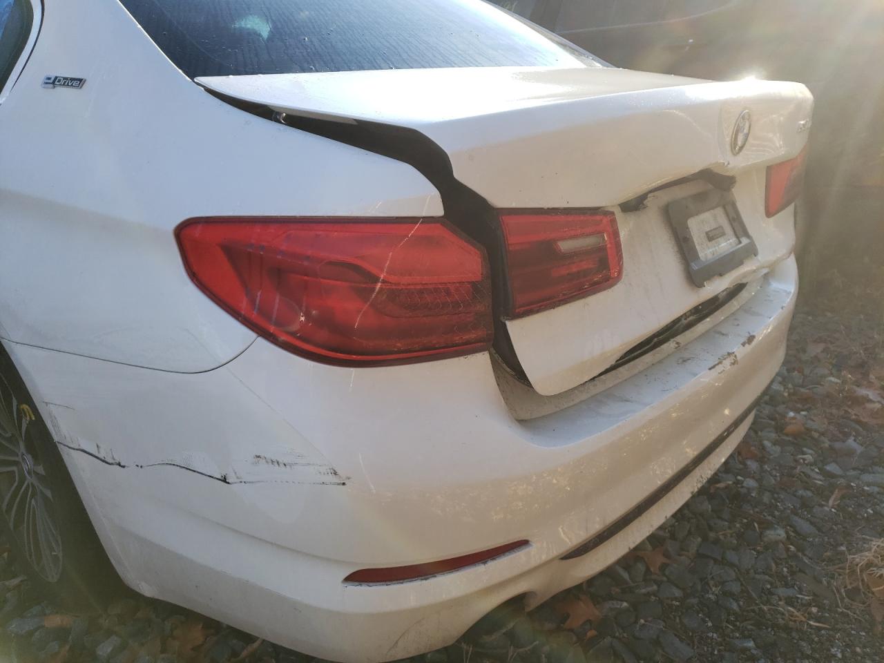 Photo 10 from auction – 2018 BMW 530XE with VIN WBAJB1C56JB083805