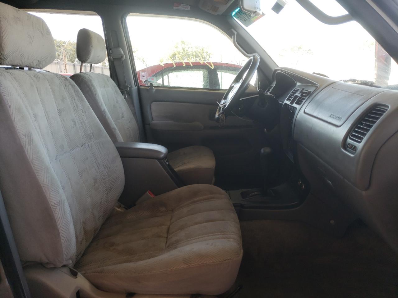 Photo 5 from auction – 2002 TOYOTA 4RUNNER SR with VIN JT3GN86R420254368