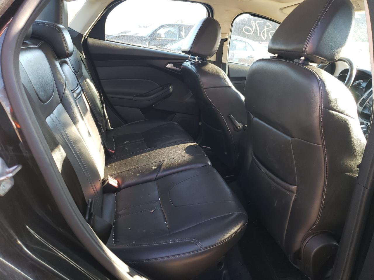 Photo 6 from auction – 2013 FORD FOCUS SE with VIN 1FADP3F2XDL354514
