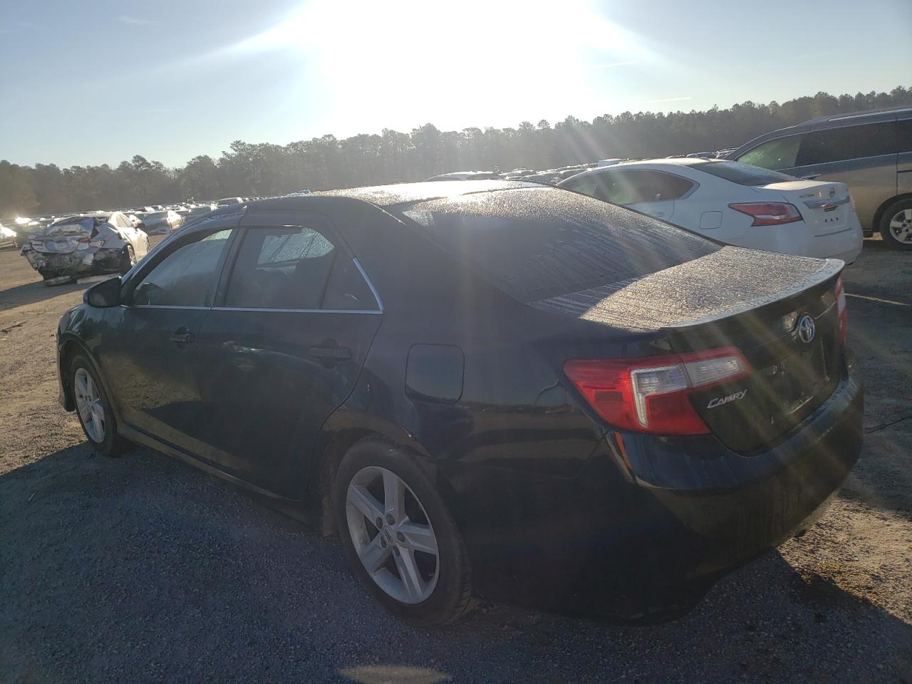 Photo 3 from auction – 2012 TOYOTA CAMRY BASE with VIN 4T1BF1FK4CU592985