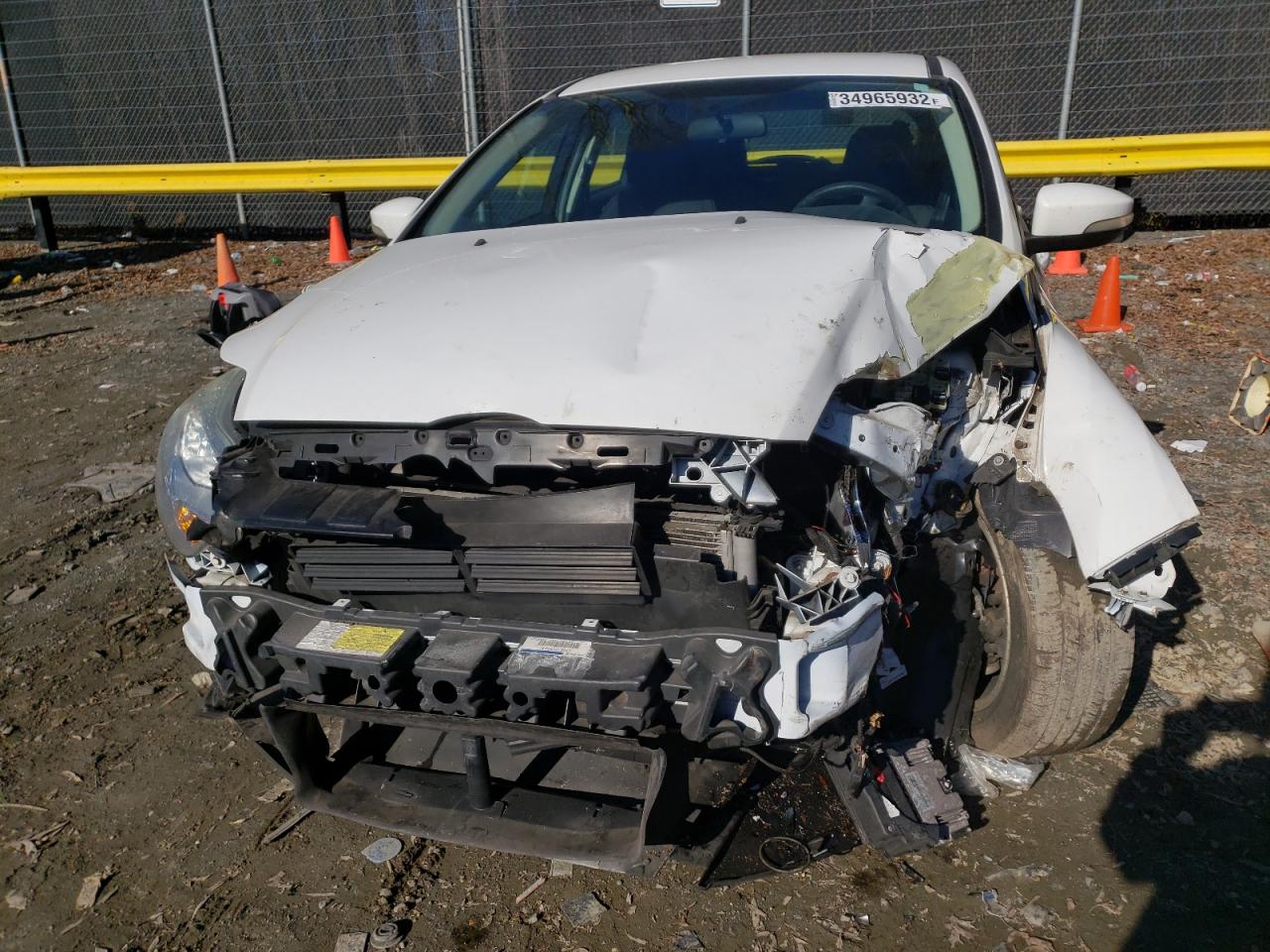Photo 9 from auction – 2013 FORD FOCUS SE with VIN 1FADP3K20DL368119