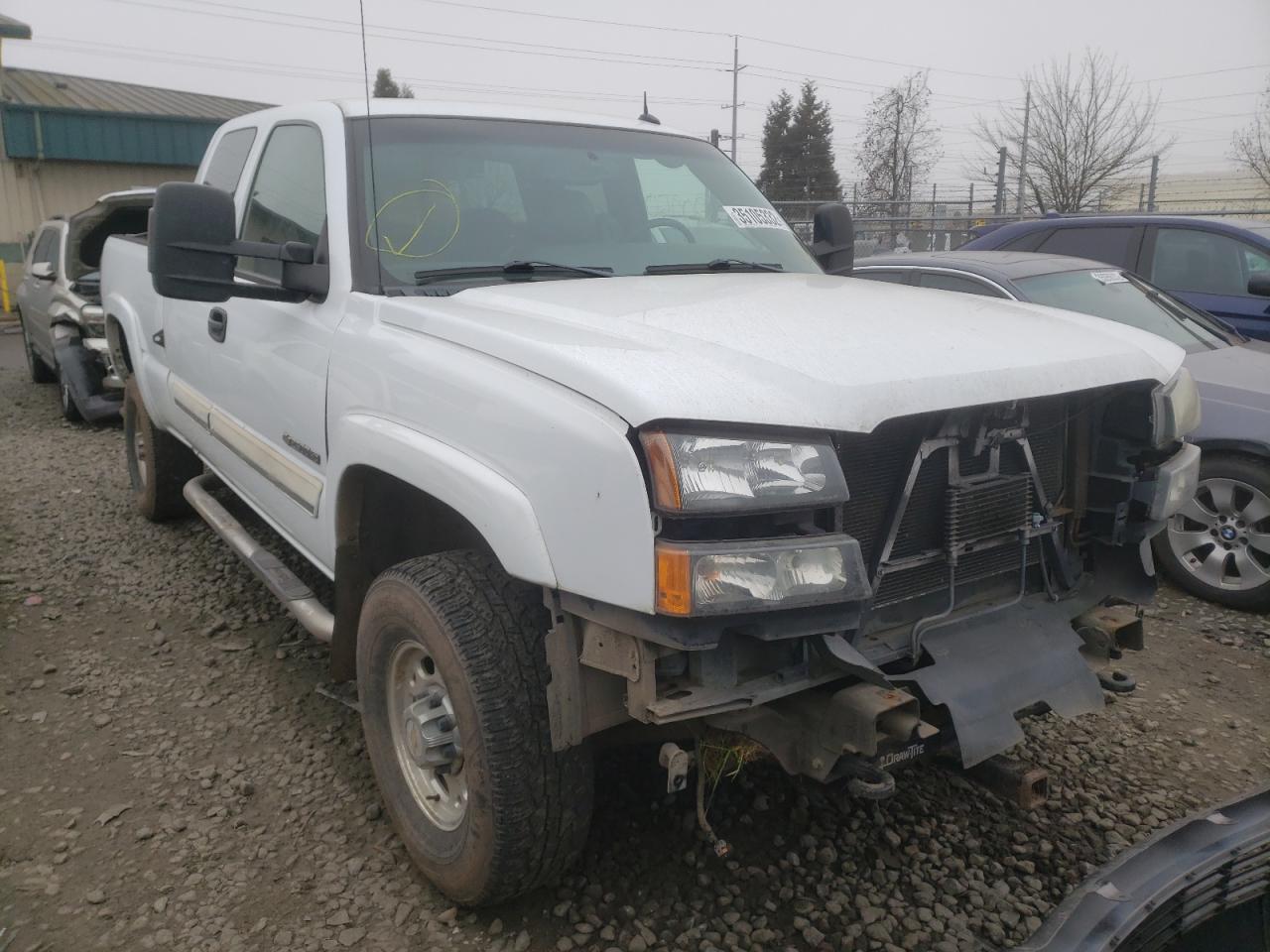 CHEVROLET SILVERADO 2004 z numerem VIN 1GCHK29U04E288268 - Zdjęcie z aukcji