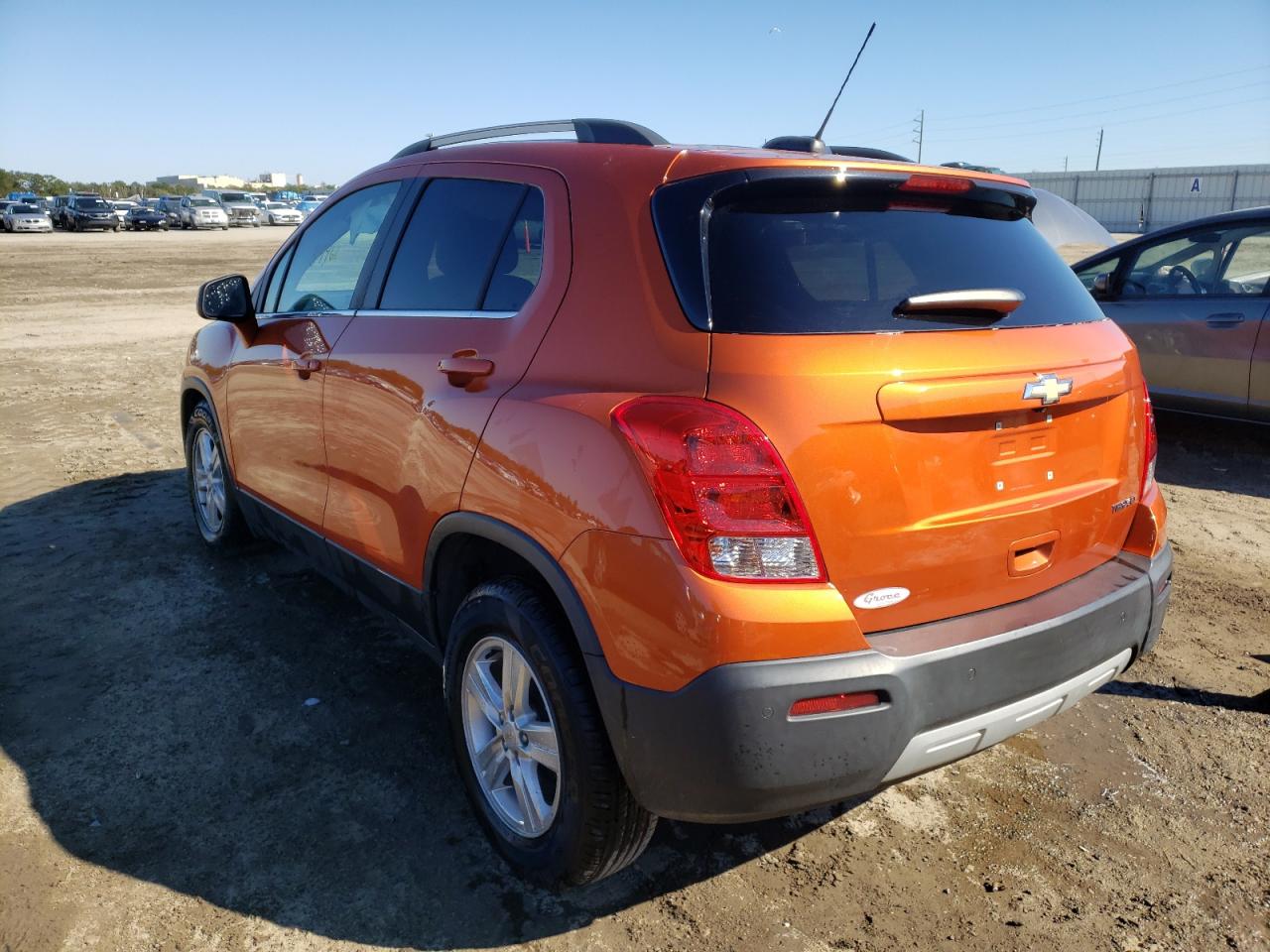 Photo 3 from auction – 2016 CHEVROLET TRAX 1LT with VIN KL7CJLSB9GB683225