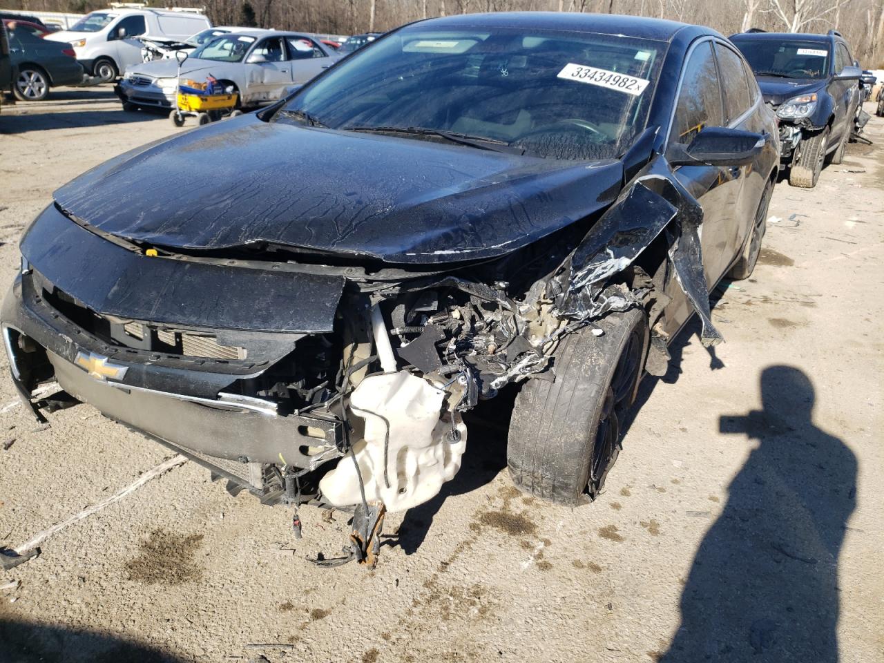 Photo 9 from auction – 2016 CHEVROLET MALIBU LT with VIN 1G1ZE5ST3GF299772