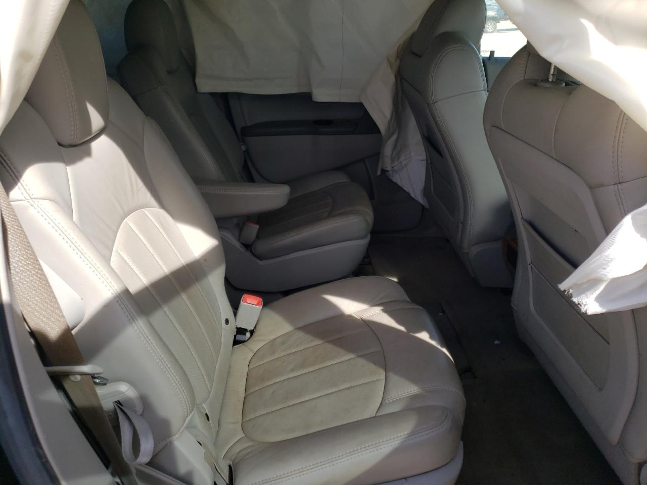 Photo 6 from auction – 2008 BUICK ENCLAVE CX with VIN 5GAEV23748J139714