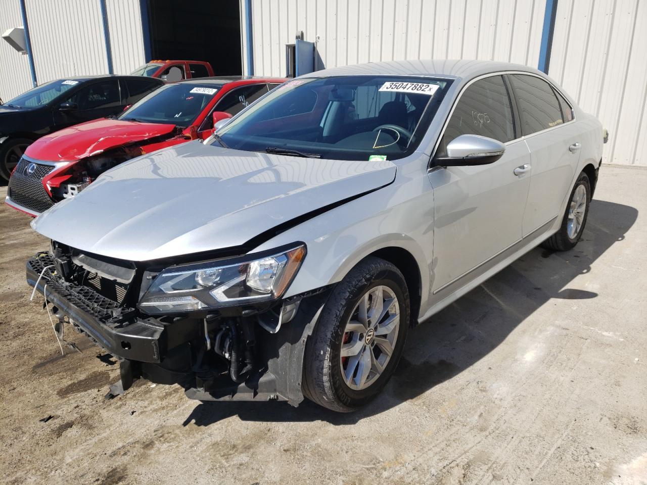 Photo 2 from auction – 2017 VOLKSWAGEN PASSAT S with VIN 1VWAT7A37HC048552
