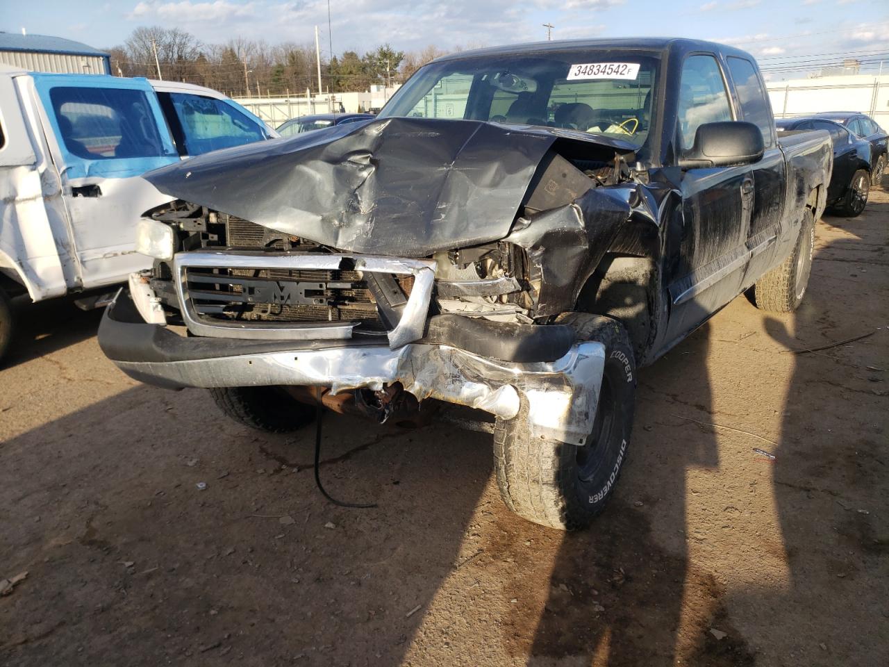Photo 10 from auction – 2004 GMC NEW SIERRA with VIN 2GTEK19T441107176