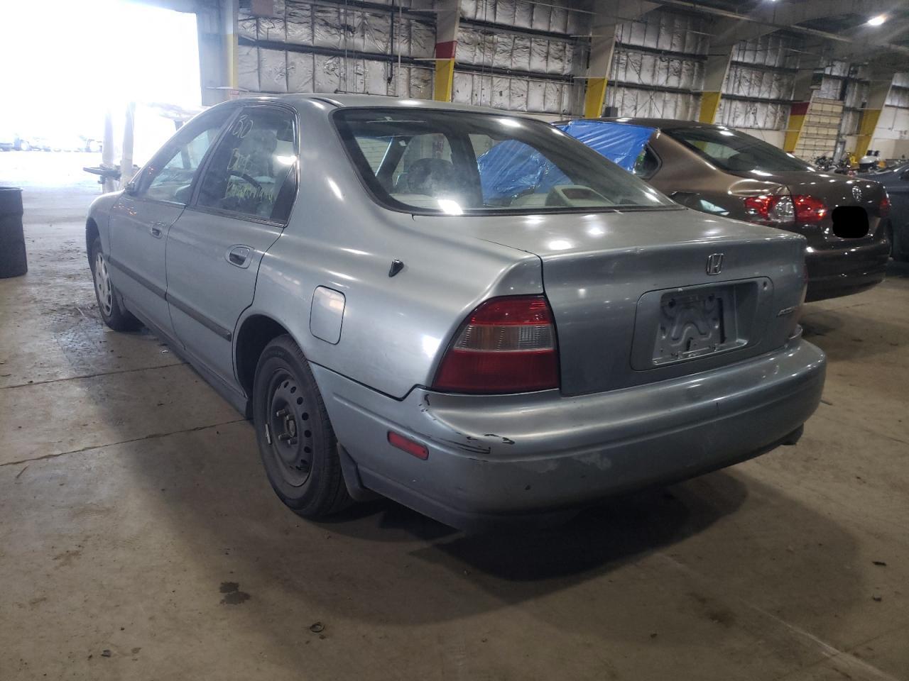 Photo 3 from auction – 1994 HONDA ACCORD LX with VIN JHMCD5638RC088760