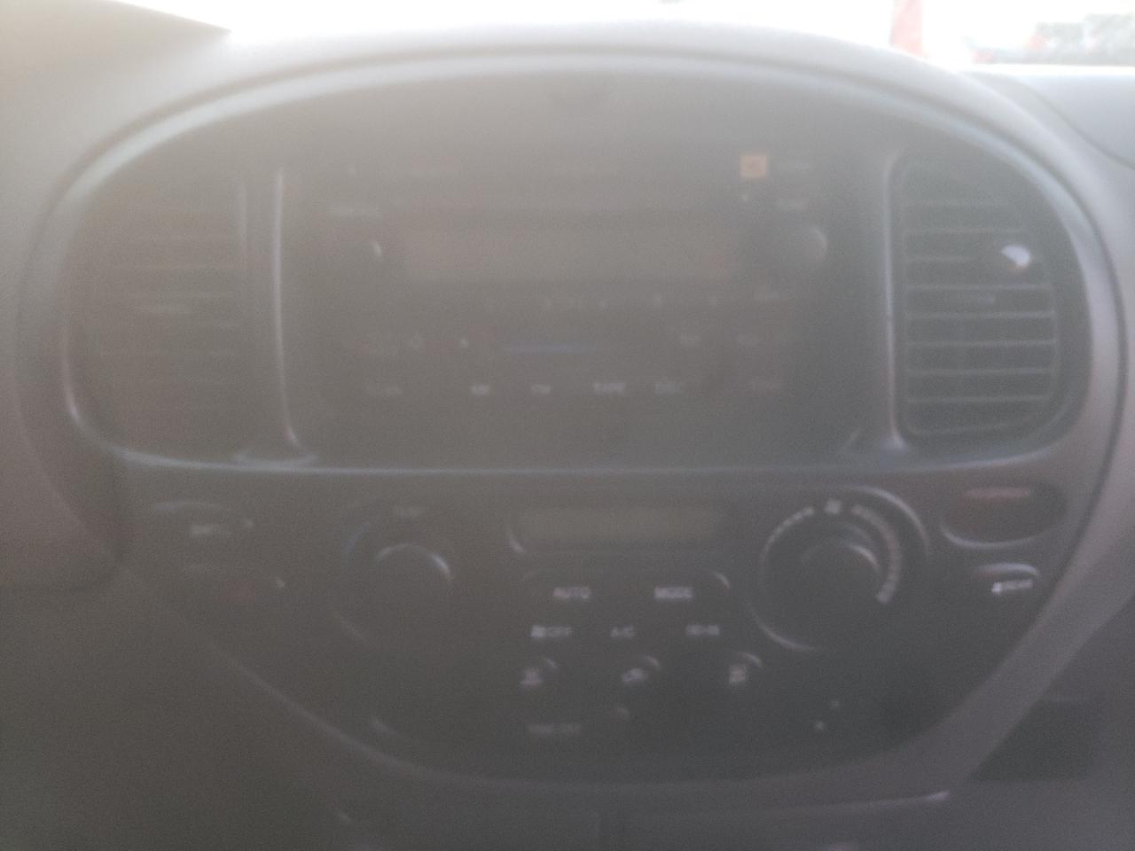 Photo 9 from auction – 2006 TOYOTA SEQUOIA SR with VIN 5TDZT34A06S274484