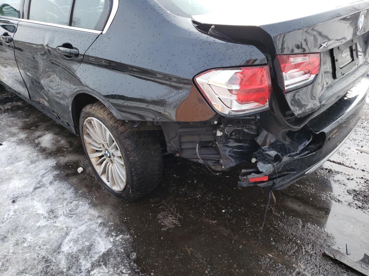Photo 9 from auction – 2015 BMW 328 XI with VIN WBA3B3C57FF545633