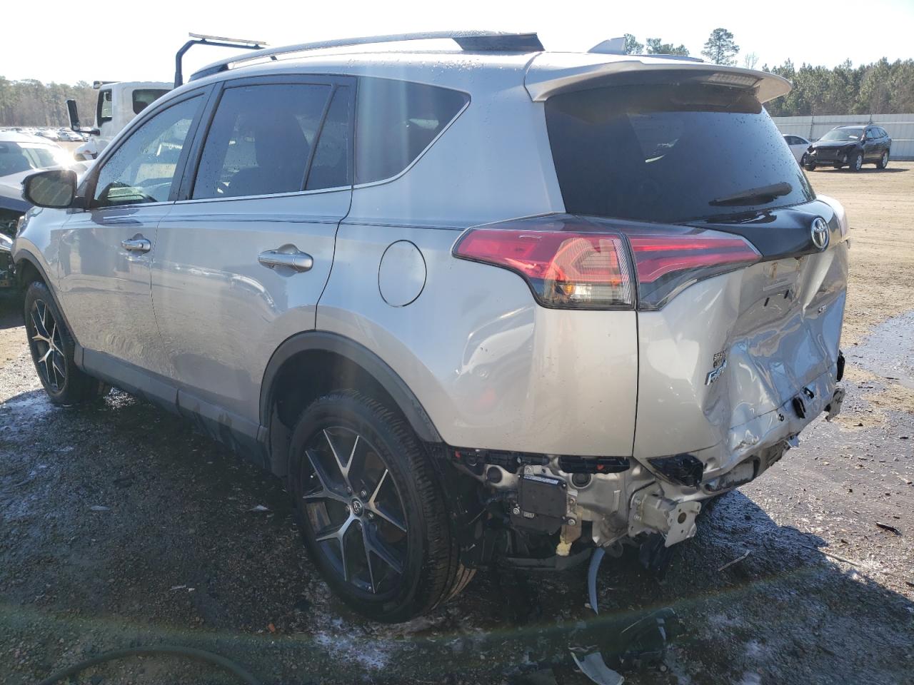 Photo 3 from auction – 2017 TOYOTA RAV4 SE with VIN 2T3NFREV7HW347880