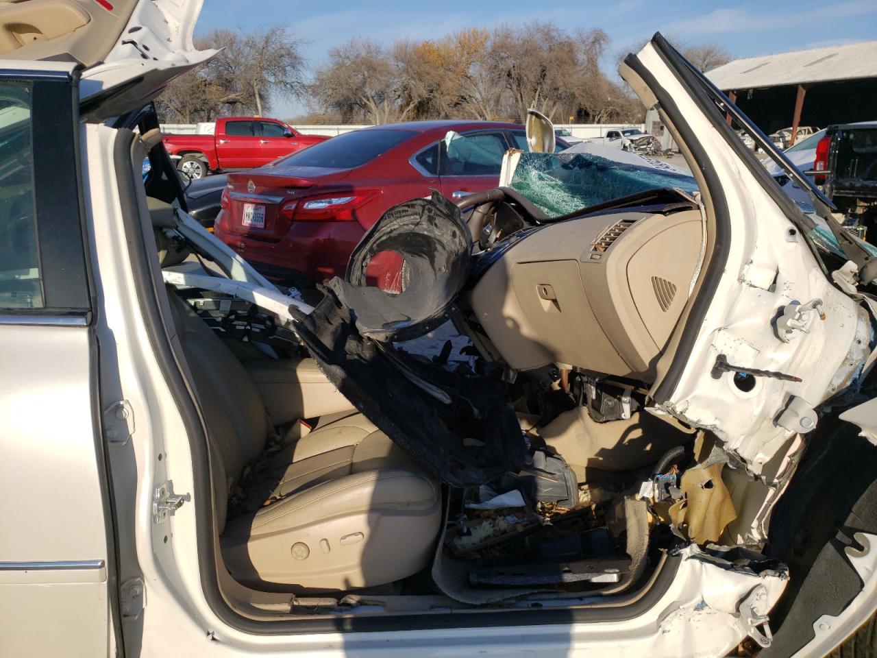 Photo 5 from auction – 2008 CADILLAC DTS with VIN 1G6KD57YX8U111264