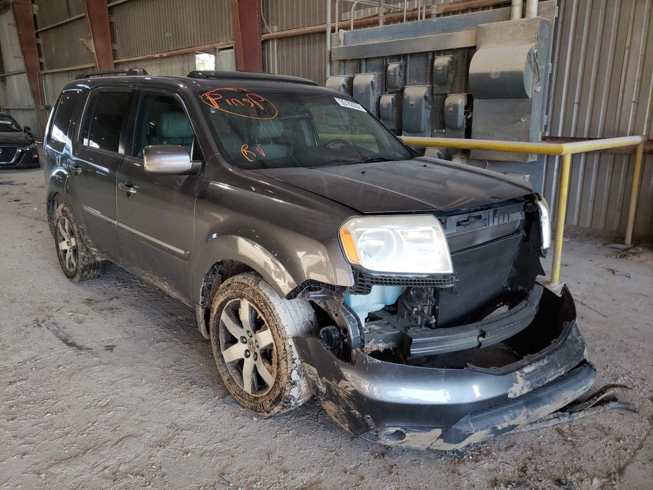 HONDA PILOT TOUR 2012 with VIN 5FNYF3H92CB023498 - Photo from auction