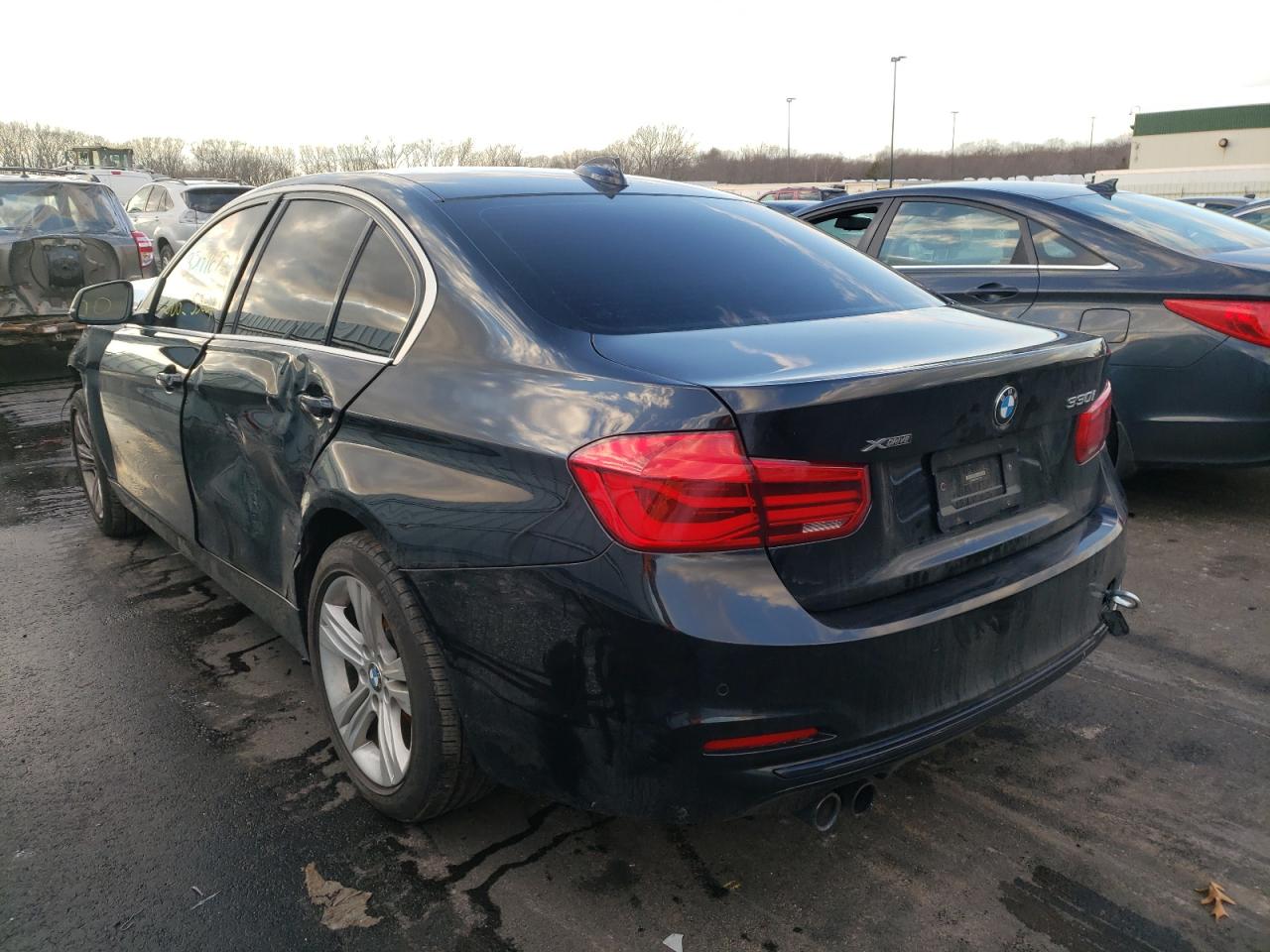 Photo 3 from auction – 2017 BMW 330 XI with VIN WBA8D9C33HA011367