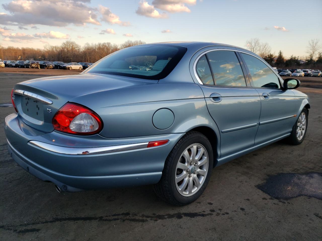 Photo 4 from auction – 2002 JAGUAR X-TYPE 2.5 with VIN SAJEA51D62XC64582