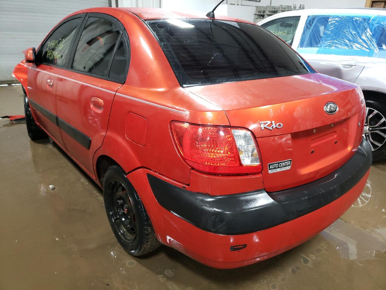Photo 3 from auction – 2006 KIA RIO with VIN KNADE123966102285