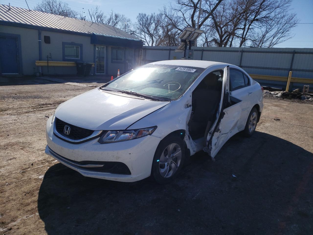 Photo 2 from auction – 2015 HONDA CIVIC LX with VIN 19XFB2F54FE105031