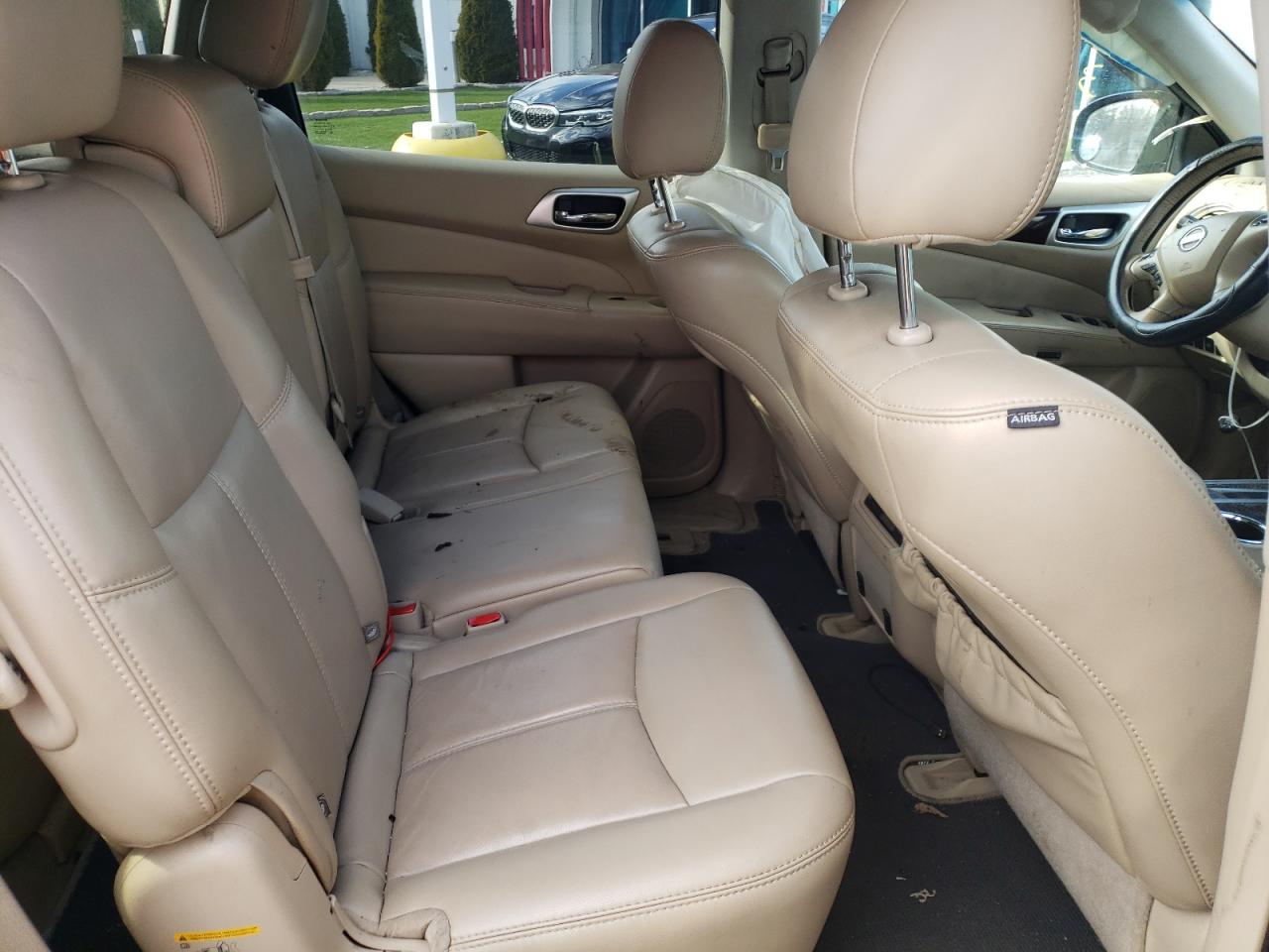 Photo 6 from auction – 2014 NISSAN PATHFINDER with VIN 5N1AR2MM8EC733336