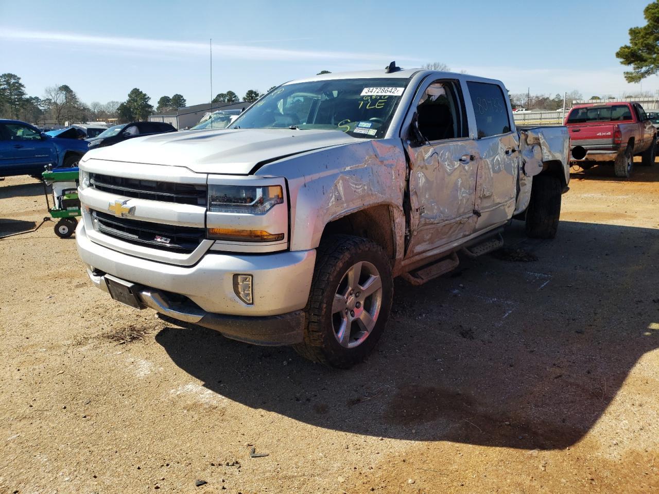 Photo 2 from auction – 2017 CHEVROLET SILVERADO with VIN 3GCUKREC5HG146856
