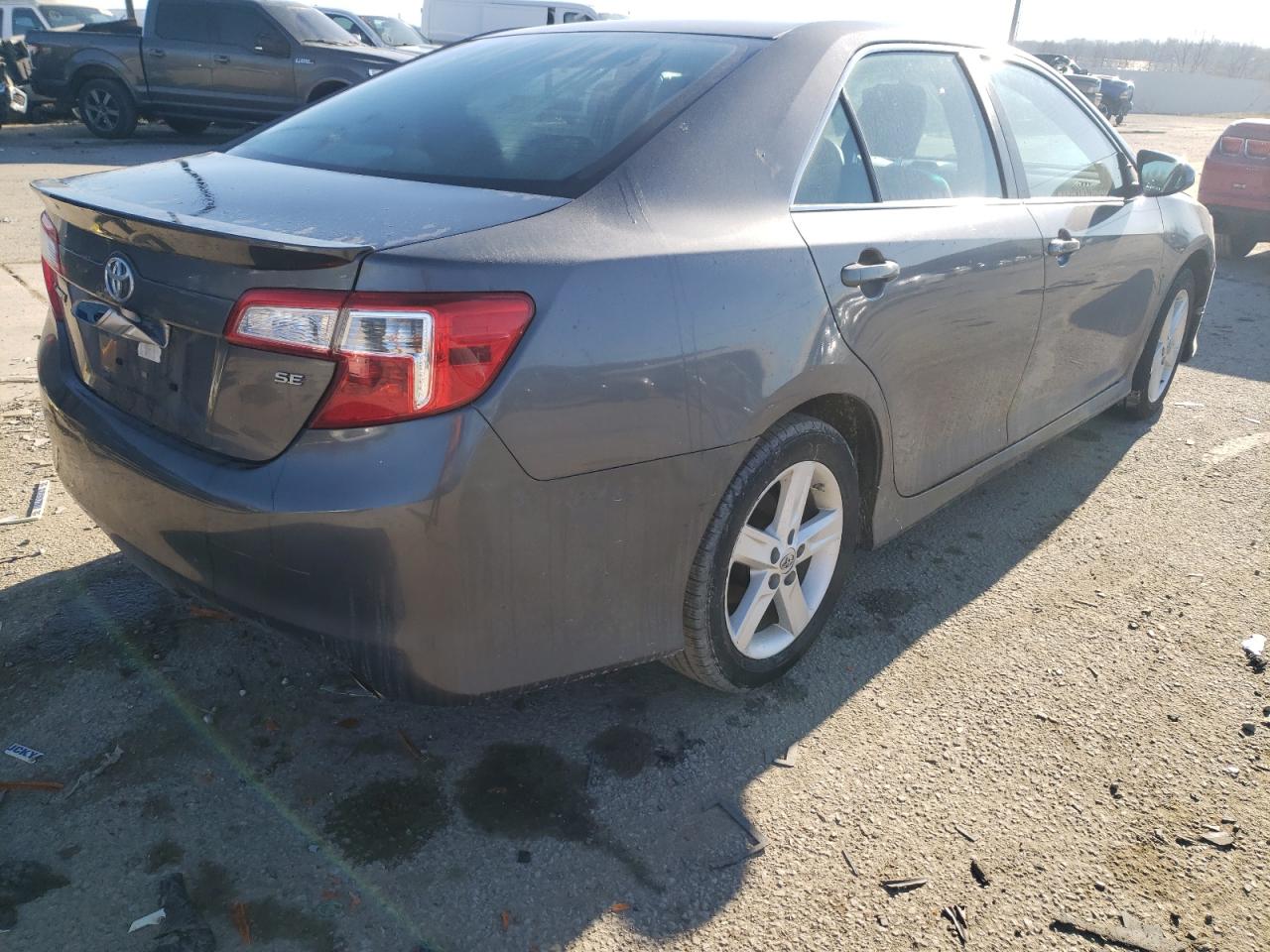 Photo 4 from auction – 2014 TOYOTA CAMRY L with VIN 4T1BF1FK7EU430271