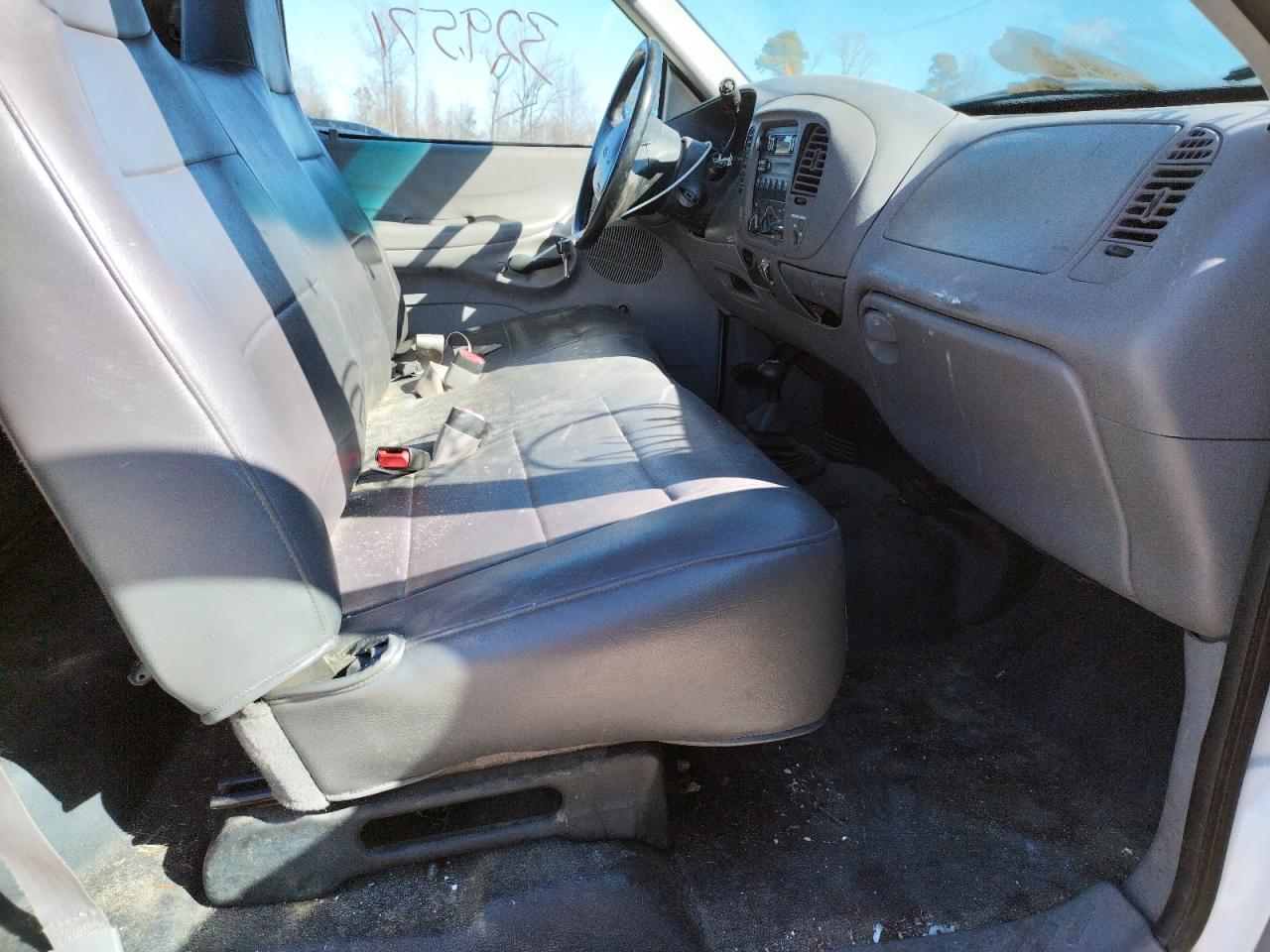 Photo 5 from auction – 1997 FORD F250 with VIN 1FTFF28LXVNC79325