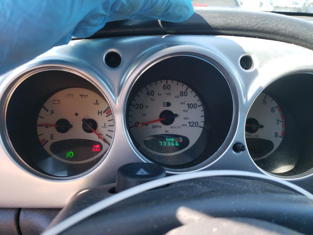 Photo 8 from auction – 2004 CHRYSLER PT CRUISER with VIN 3C8FY68B84T234888