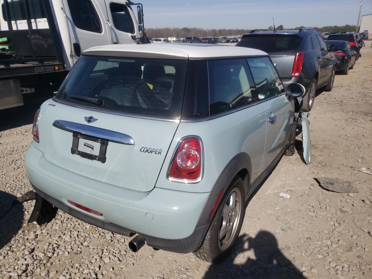 Photo 4 from auction – 2011 MINI COOPER with VIN WMWSU3C5XBT251659