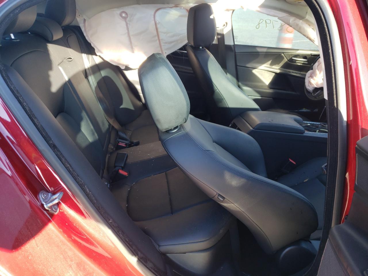 Photo 6 from auction – 2017 JAGUAR XE with VIN SAJAR4BG6HA970681