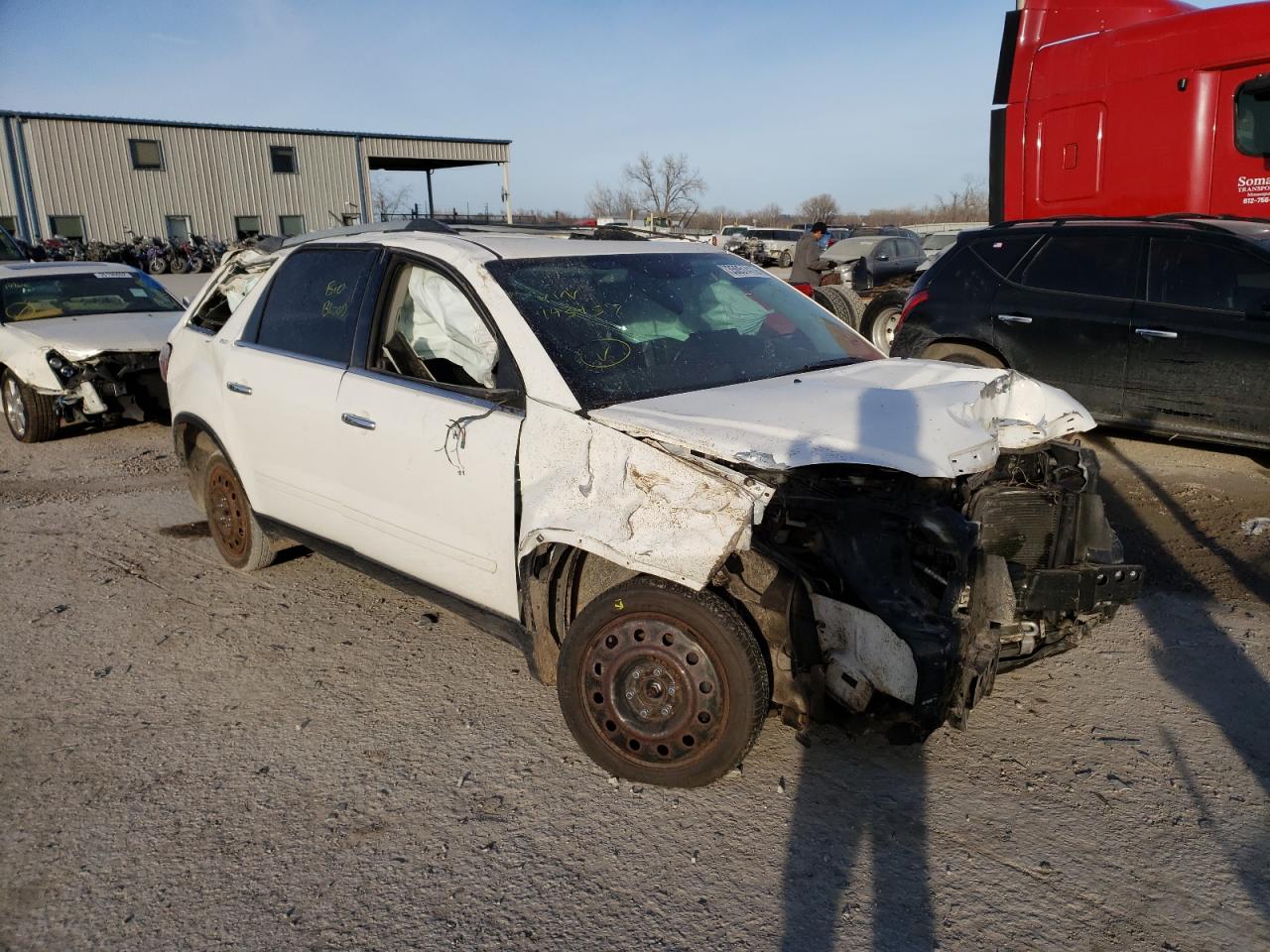 GMC ACADIA SLT 2011 with VIN 1GKKVSED8BJ143457 - Photo from auction