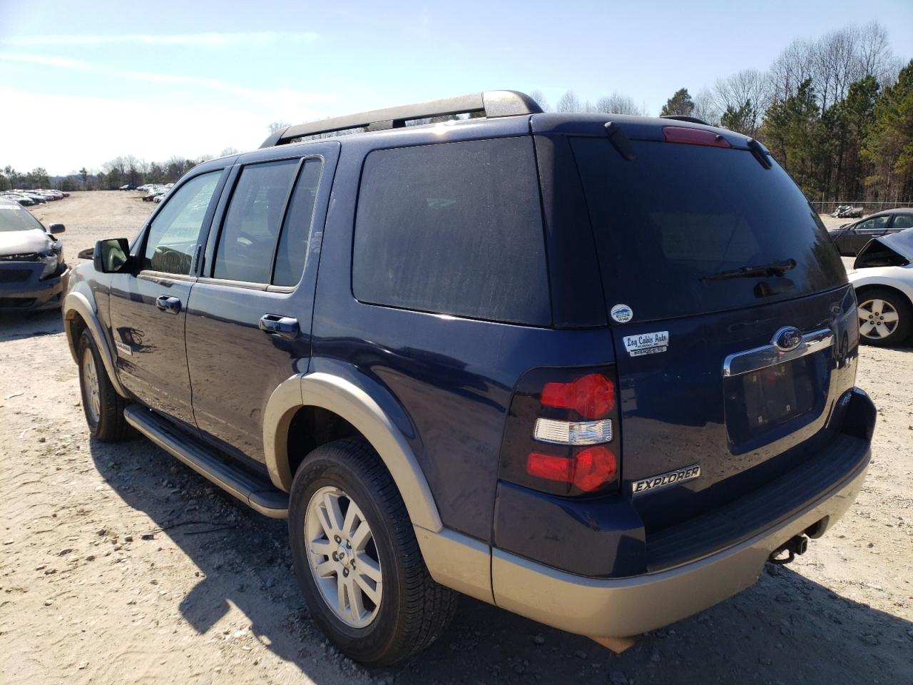 Photo 3 from auction – 2008 FORD EXPLORER E with VIN 1FMEU74E38UB22120