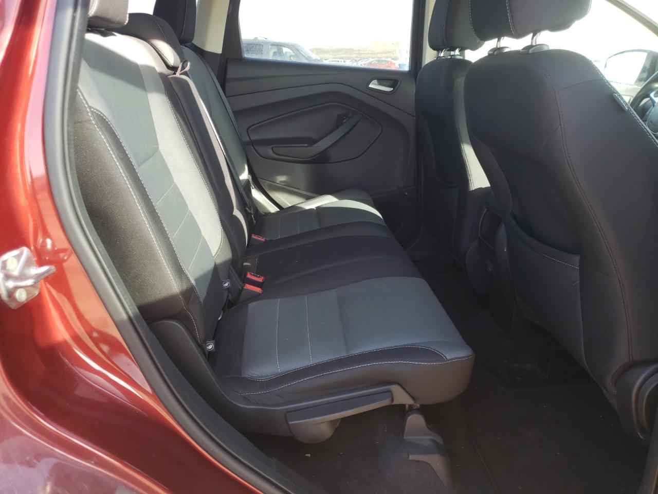 Photo 6 from auction – 2016 FORD ESCAPE SE with VIN 1FMCU9GX6GUC00890