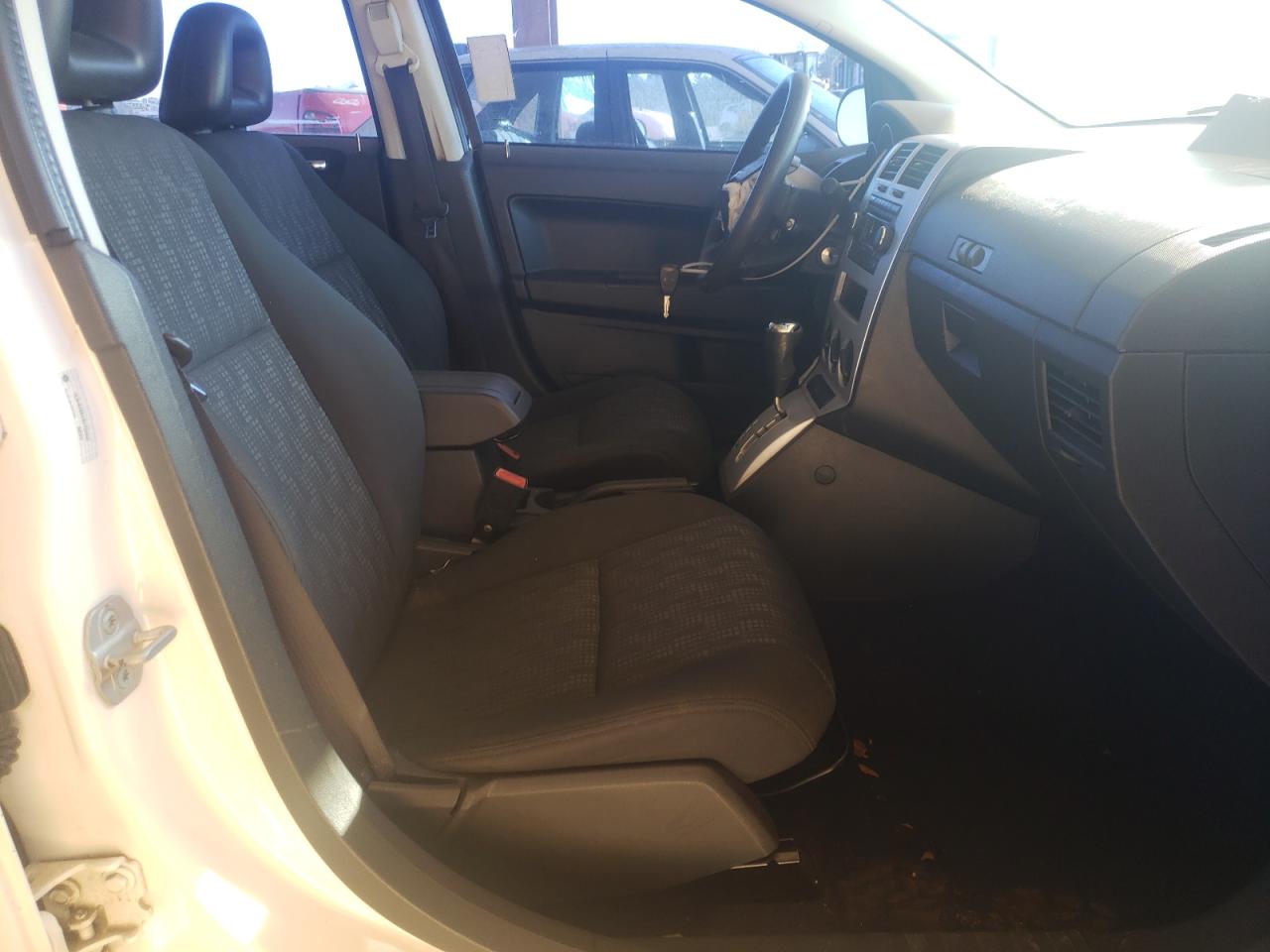 Photo 5 from auction – 2008 DODGE CALIBER with VIN 1B3HB28BX8D732656