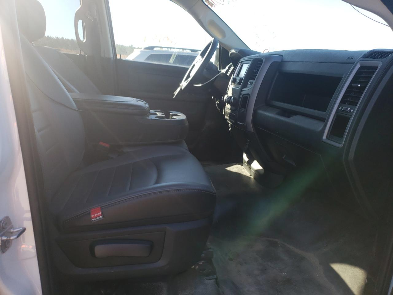 Photo 5 from auction – 2021 RAM 1500 CLASS with VIN 1C6RR7FG3MS524142