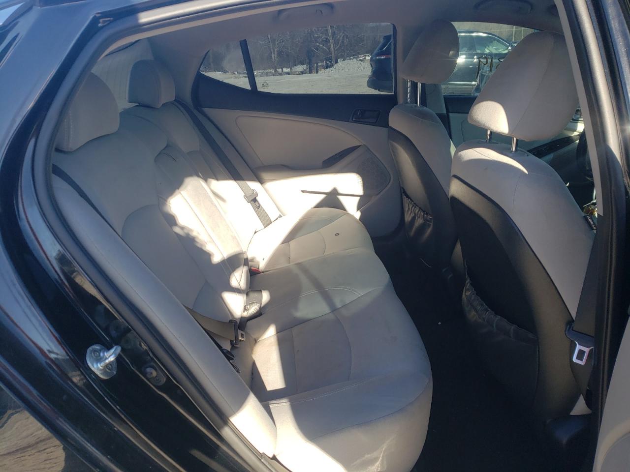 Photo 6 from auction – 2015 KIA OPTIMA LX with VIN 5XXGM4A71FG477792