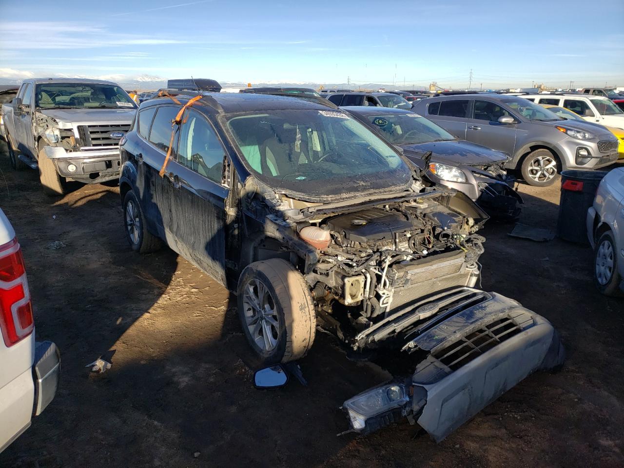 FORD ESCAPE SE 2017 with VIN 1FMCU0GD6HUD25469 - Photo from auction