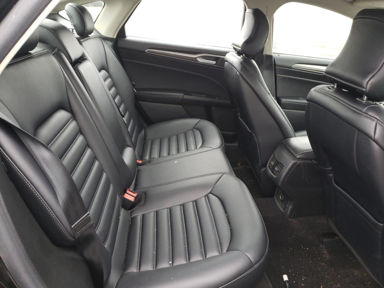 Photo 6 from auction – 2019 FORD FUSION SEL with VIN 3FA6P0CDXKR195523