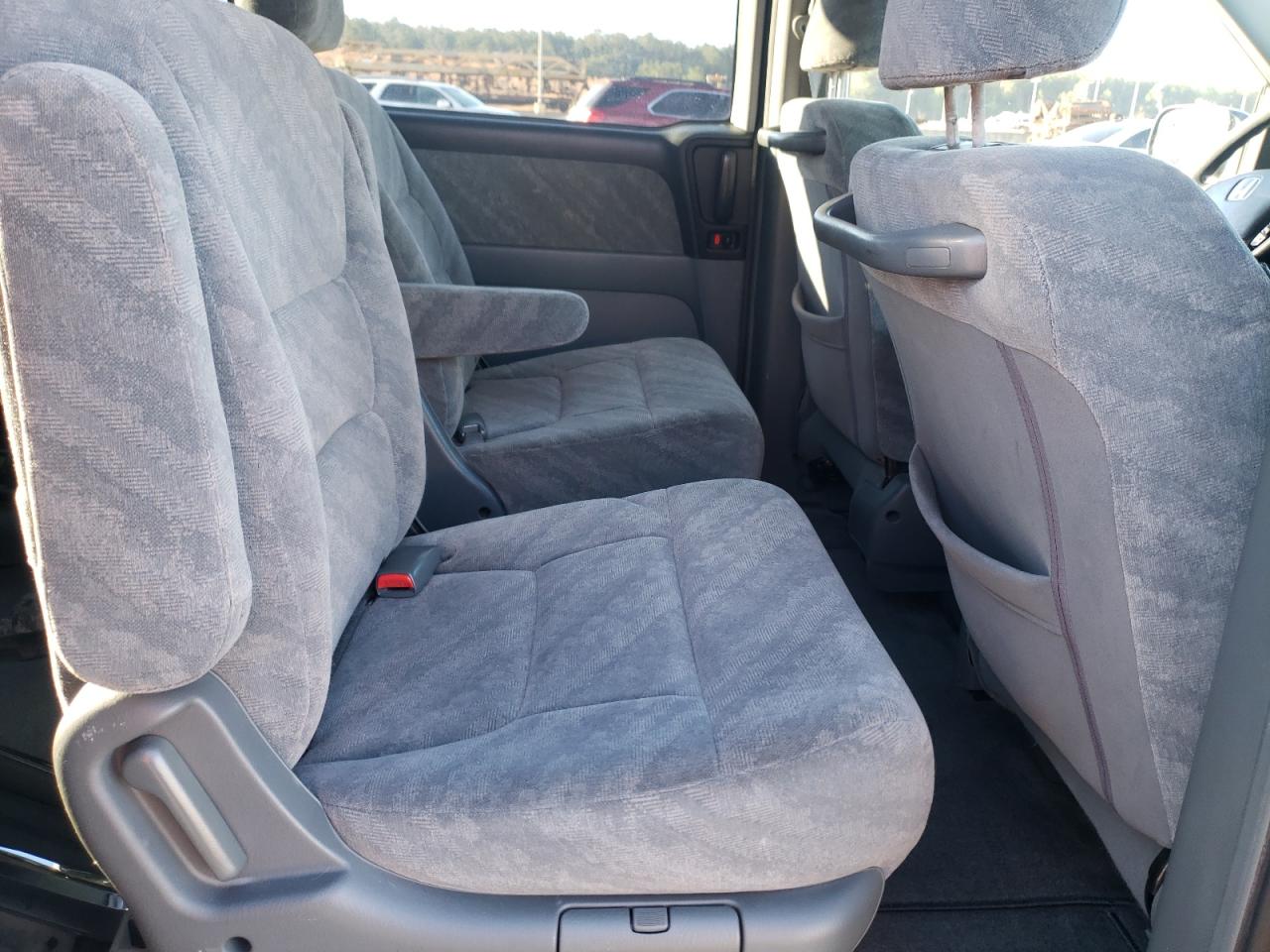 Photo 6 from auction – 2004 HONDA ODYSSEY EX with VIN 5FNRL18864B108158