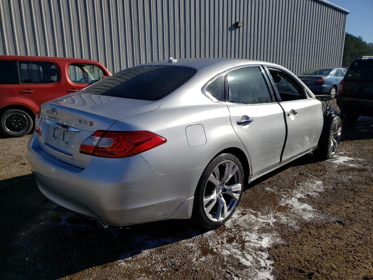 Photo 4 from auction – 2012 INFINITI M37 with VIN JN1BY1AP2CM334274