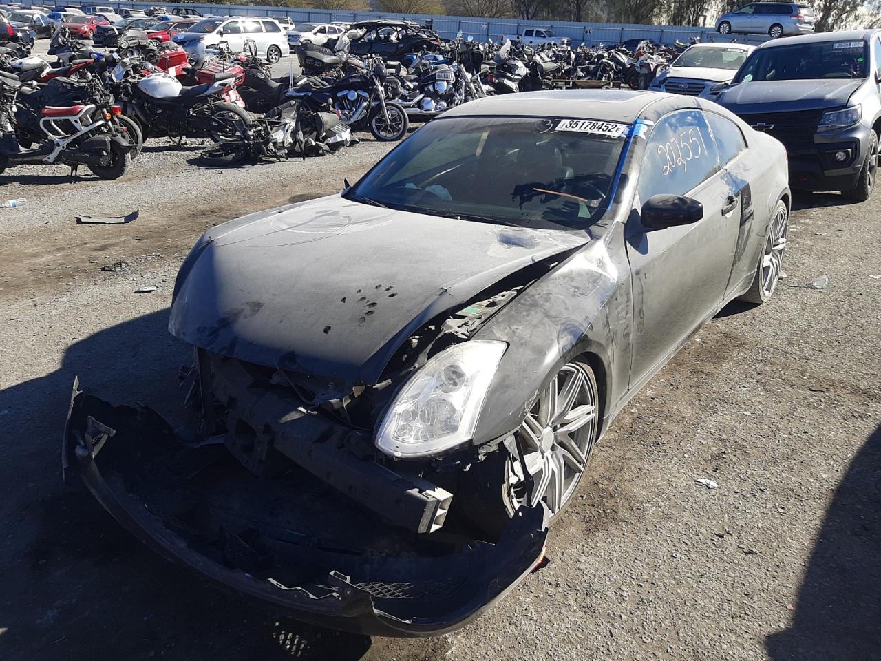 Photo 2 from auction – 2003 INFINITI G35 with VIN JNKCV54E73M206896