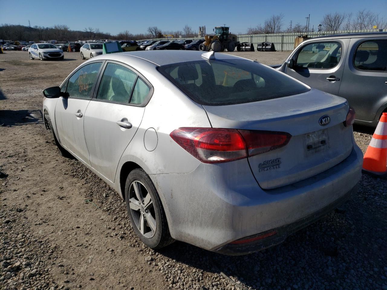 Photo 3 from auction – 2018 KIA FORTE LX with VIN 3KPFL4A77JE198802