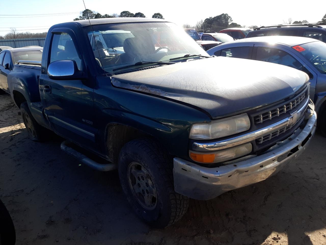 Photo 1 from auction – 2002 CHEVROLET SILVERADO with VIN 1GCEK14T22Z247173