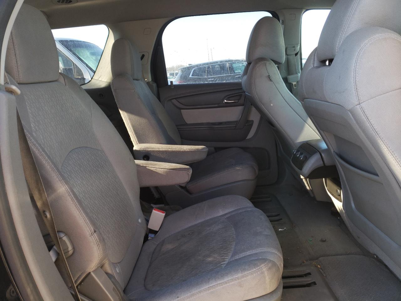 Photo 6 from auction – 2013 GMC ACADIA SLE with VIN 1GKKRPKD5DJ140069