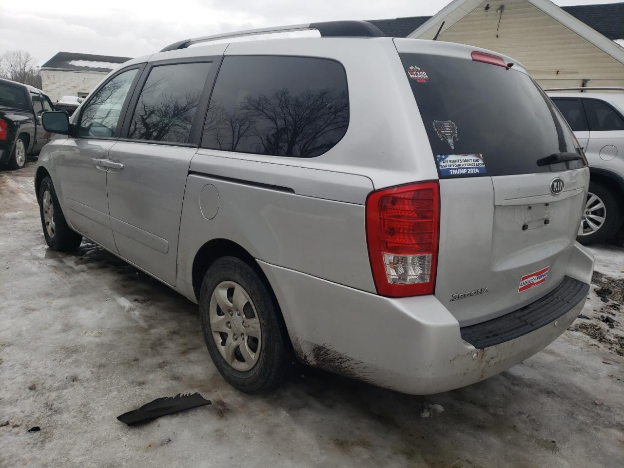Photo 3 from auction – 2012 KIA SEDONA LX with VIN KNDMG4C74C6474659
