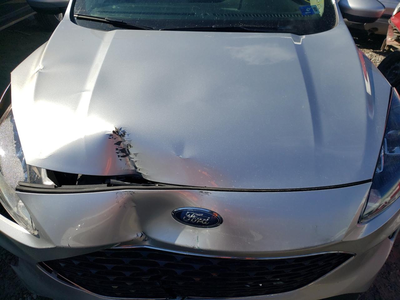 Photo 9 from auction – 2020 FORD ESCAPE SEL with VIN 1FMCU0H63LUA15014