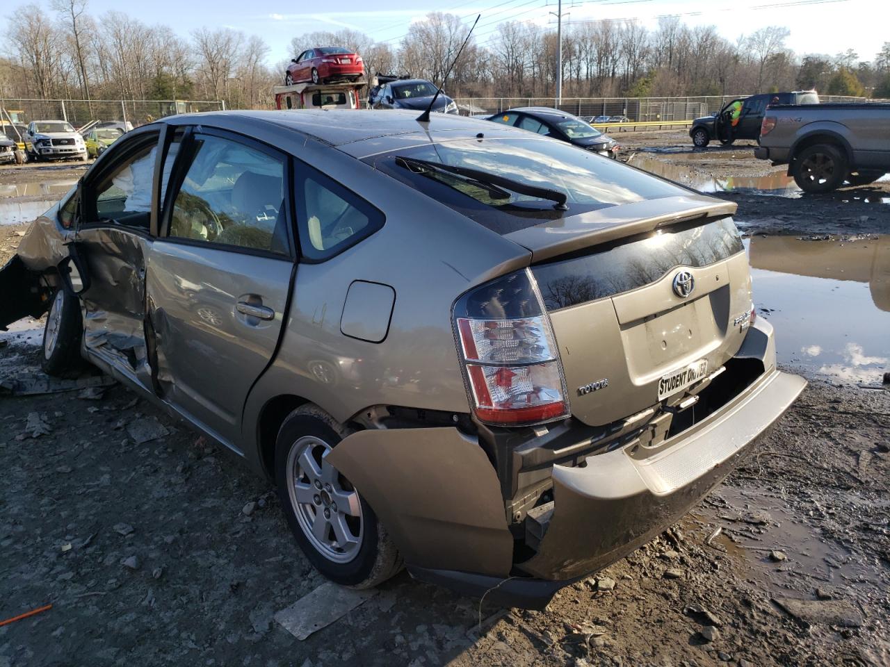 Photo 3 from auction – 2005 TOYOTA PRIUS with VIN JTDKB20U053097028