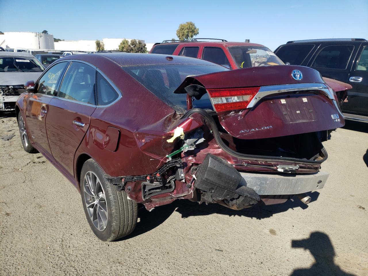 Photo 3 from auction – 2018 TOYOTA AVALON HYB with VIN 4T1BD1EB7JU060439