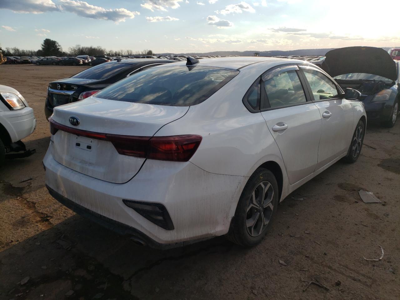 Photo 4 from auction – 2020 KIA FORTE FE with VIN 3KPF24AD5LE237950