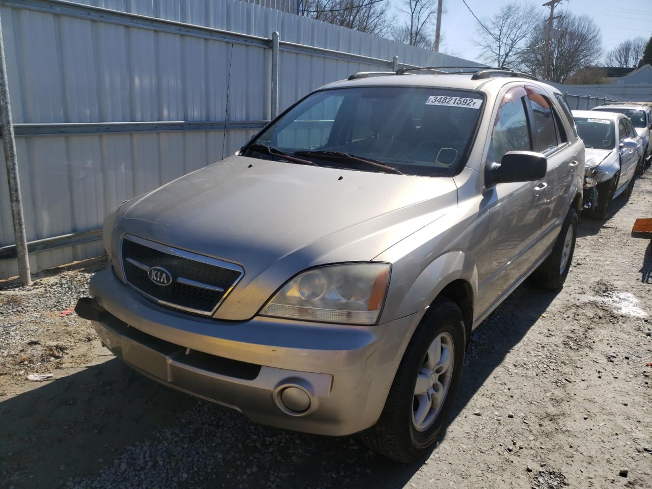 Photo 2 from auction – 2006 KIA SORENTO EX with VIN KNDJD733865632053