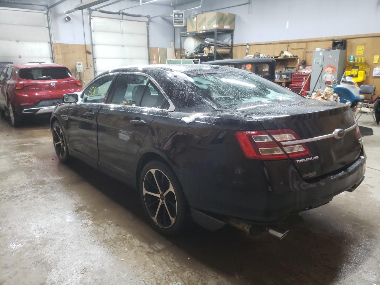 Photo 3 from auction – 2016 FORD TAURUS SEL with VIN 1FAHP2H81GG147052
